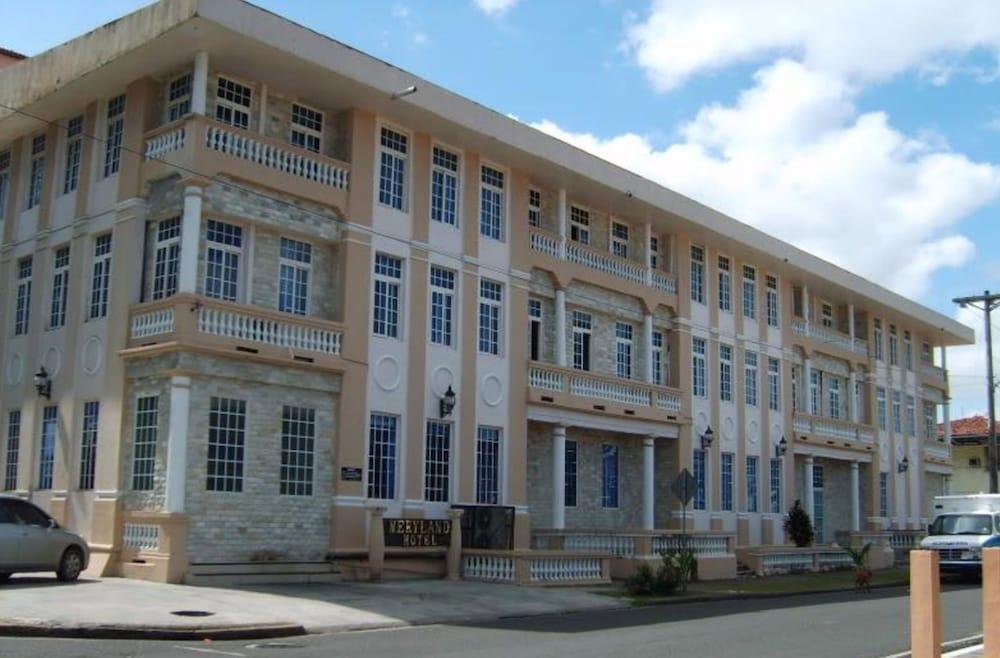 Meryland Hotel Colon Exterior photo